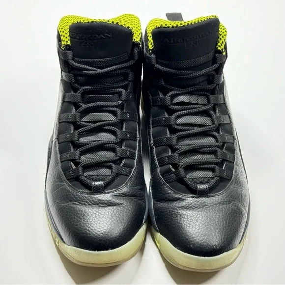 The Jordan 10 Retro Venom Green - Picture 10 of 13